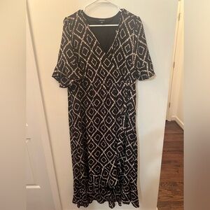 Beautiful flowy torrid dress